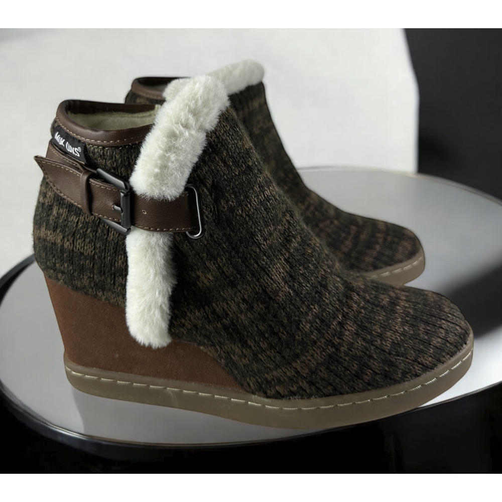 New Muk Luks AnneMarie Wedge Boots Brown Marl Ankle Buckle Shoes Faux Fur Sz 10 - Picture 12 of 12